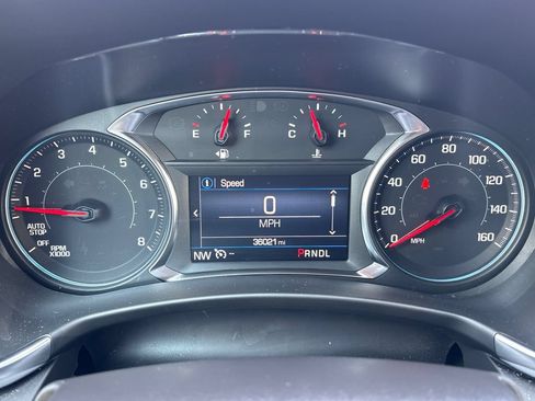 Used 2024 Chevrolet Equinox LT FWD image 28