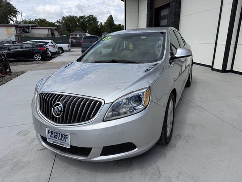 Used 2015 Buick Verano w/ Comfort Package FWD image 4