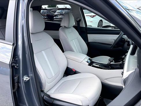 Used 2025 Hyundai Tucson SEL AWD/4WD image 9