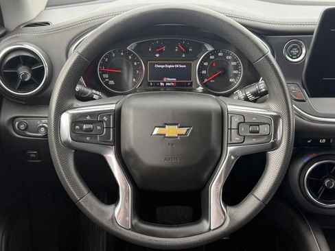 Used 2025 Chevrolet Blazer LT FWD image 14