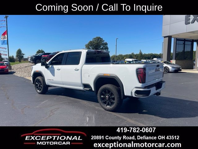 Used 2025 GMC Sierra 2500 AT4 AWD/4WD image 3
