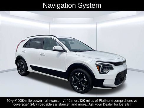 Certified 2023 Kia Niro Wind w/ Wind Preserve Package FWD image 9