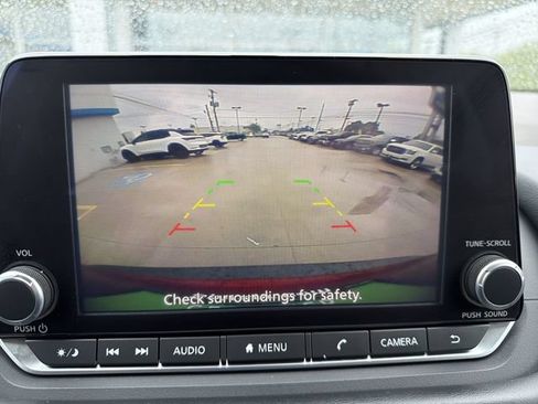 Used 2023 Nissan Rogue SV AWD/4WD image 19