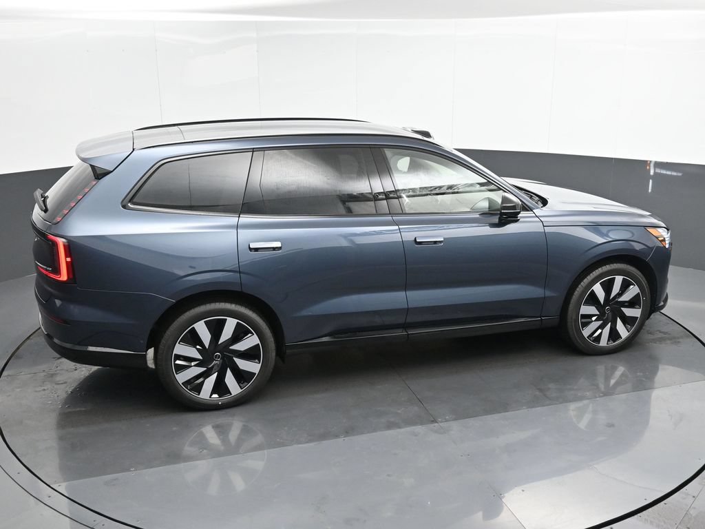 Used 2025 Volvo EX90 Ultra AWD/4WD image 31