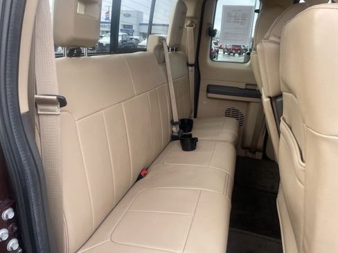 Used 2016 Ford F250 Lariat w/ Lariat Interior Package image 59