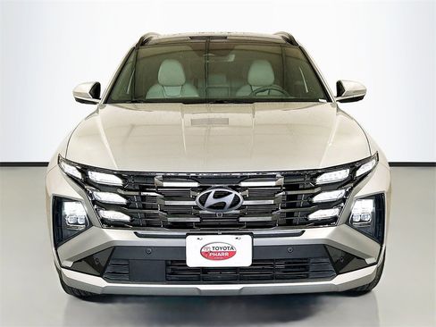 Used 2025 Hyundai Tucson Limited image 2