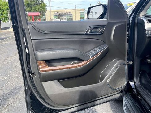 Used 2019 Chevrolet Tahoe 4WD w/ Max Trailering Package image 22