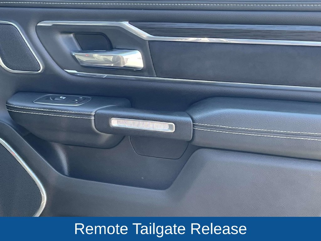 Used 2023 RAM 1500 Laramie AWD/4WD image 17