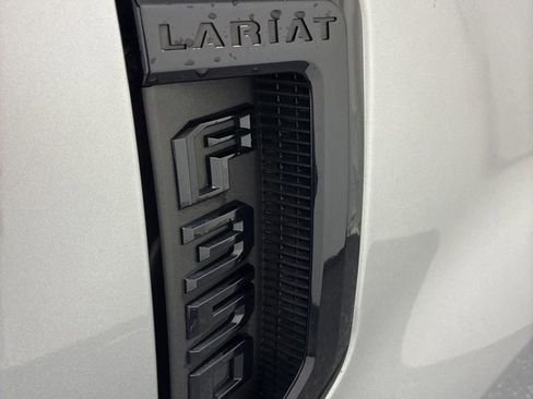Used 2020 Ford F350 Lariat image 34