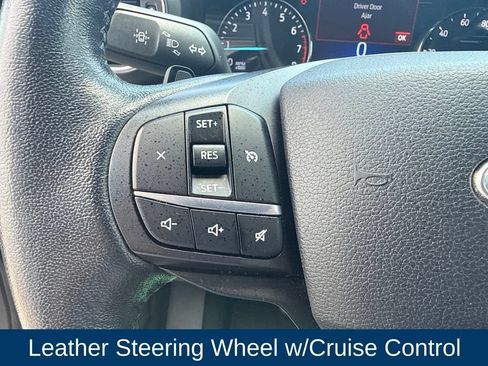 Used 2020 Ford Explorer XLT w/ Equipment Group 202A RWD image 15