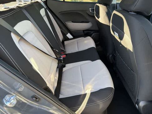 New 2026 Hyundai Venue SEL image 18