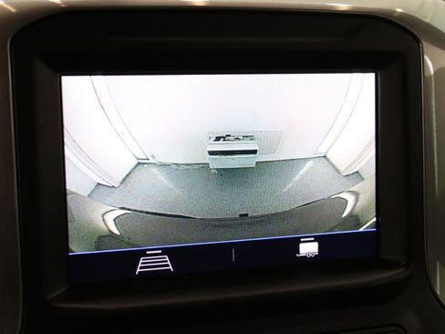 Used 2020 Chevrolet Silverado 1500 Custom w/ Custom Value Package image 57