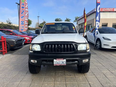 Used 2002 Toyota Tacoma PreRunner image 3