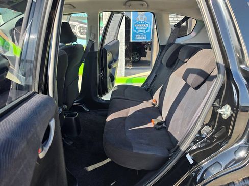 Used 2011 Honda Fit Sport image 18