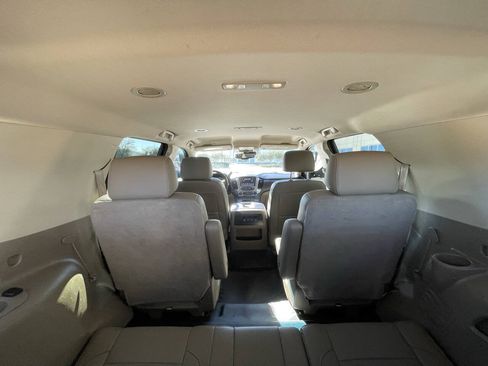 Used 2016 Chevrolet Tahoe LT RWD image 12