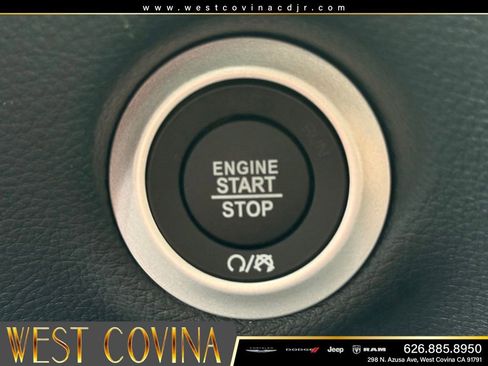 New 2026 Chrysler Pacifica Select FWD image 23