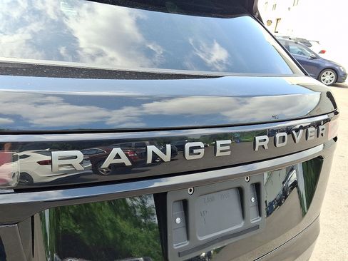 Used 2026 Land Rover Range Rover Velar S AWD/4WD image 29