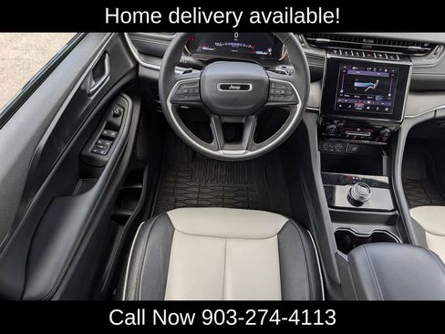Used 2024 Jeep Grand Cherokee L Laredo RWD image 13