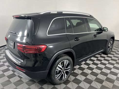 Used 2026 Mercedes-Benz GLB 250 4MATIC image 13