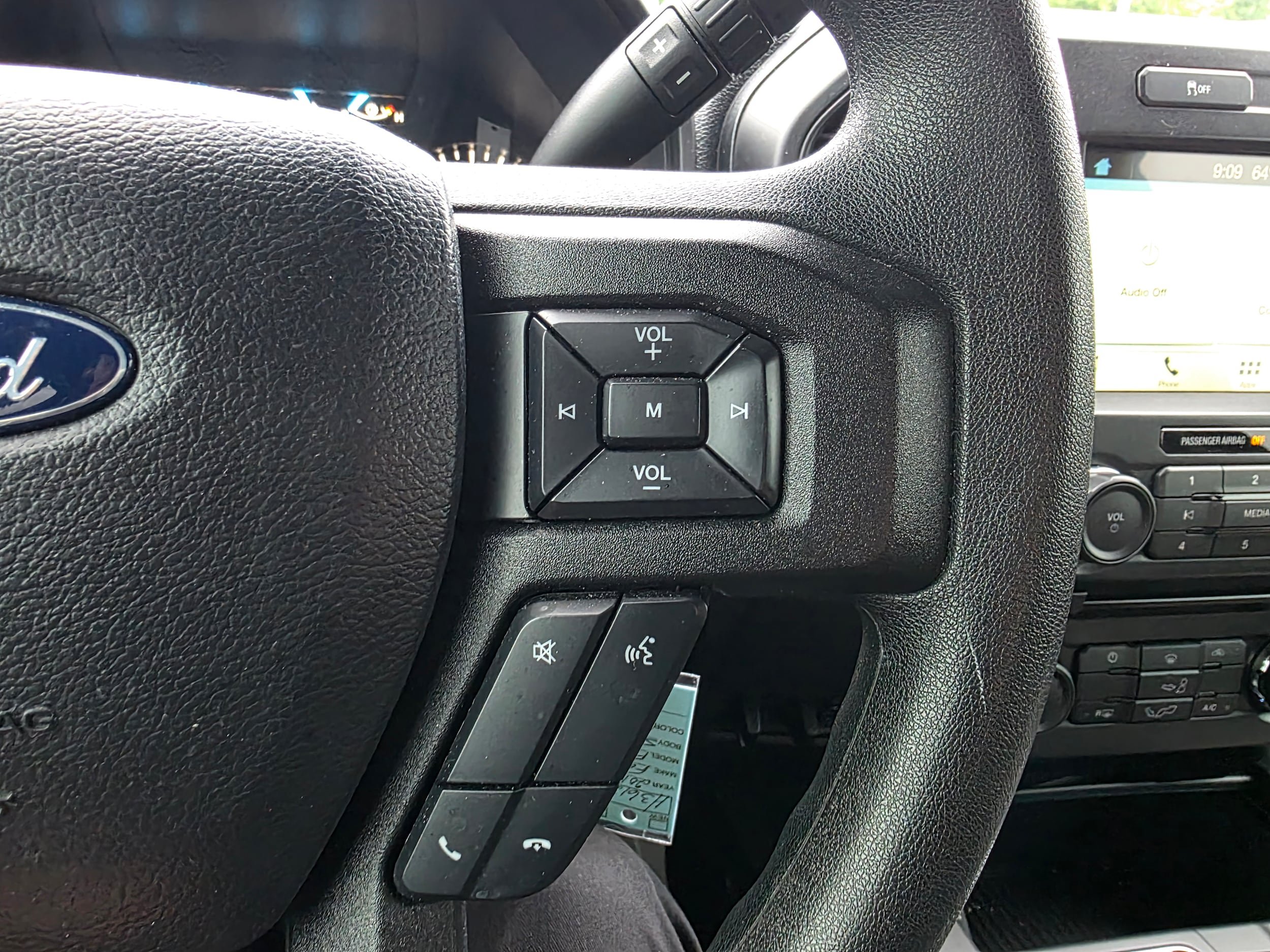 Used 2018 Ford F150 XL w/ Equipment Group 101A Mid AWD/4WD image 17
