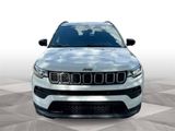 Used 2023 Jeep Compass Latitude image 3