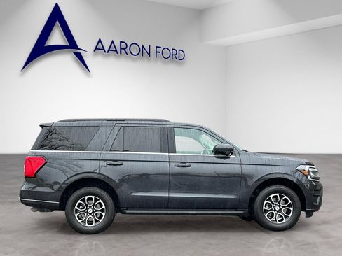 Used 2024 Ford Expedition XLT image 7