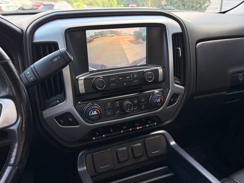 Used 2015 GMC Sierra 1500 SLT w/ SLT Crew Cab Value Package AWD/4WD image 37