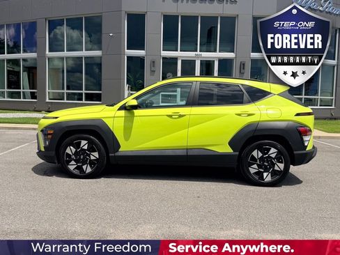 Used 2024 Hyundai Kona SEL FWD image 3