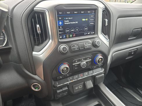 Used 2021 Chevrolet Silverado 1500 RST w/ Convenience Package II AWD/4WD image 39