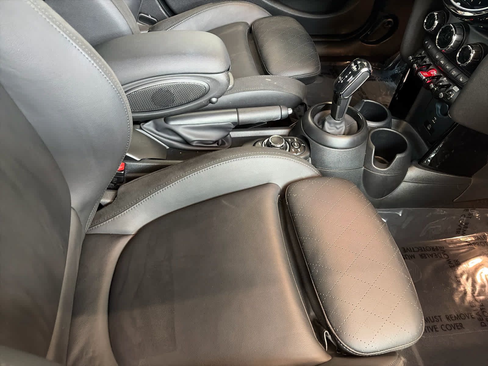 Used 2024 MINI Cooper S FWD image 10