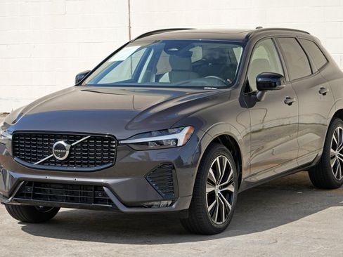 Used 2025 Volvo XC60 B5 Plus w/ Climate Package AWD/4WD image 49