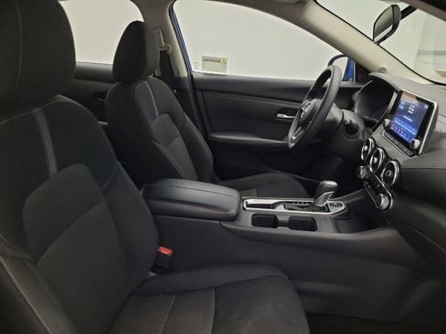 Used 2025 Nissan Sentra SV image 21