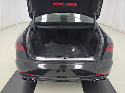 Used 2023 Audi S8 w/ S8 Executive Package AWD/4WD image 15