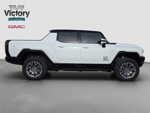 Used 2024 GMC Hummer EV 3X image 18