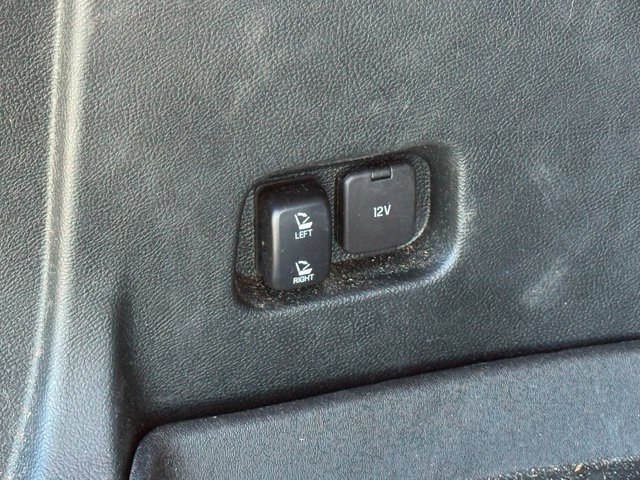Used 2018 Ford Edge SEL FWD image 10