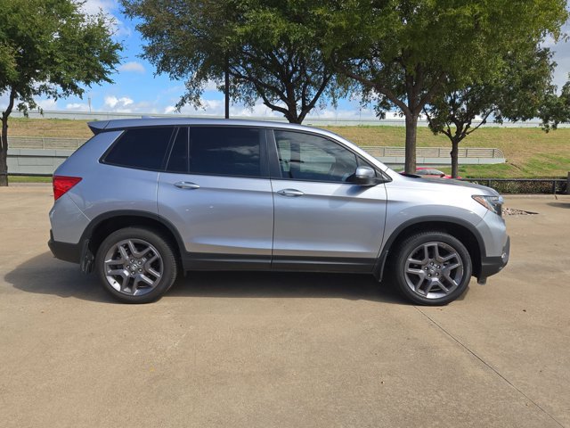 Used 2023 Honda Passport EX-L image 4