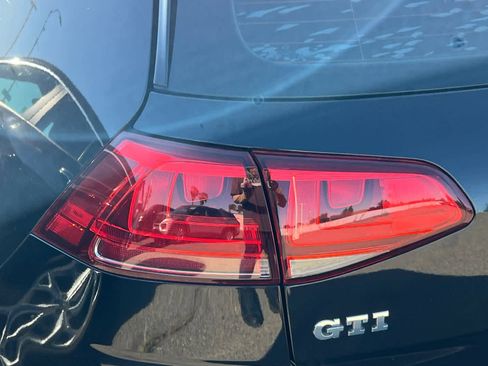 Used 2017 Volkswagen GTI S FWD image 20