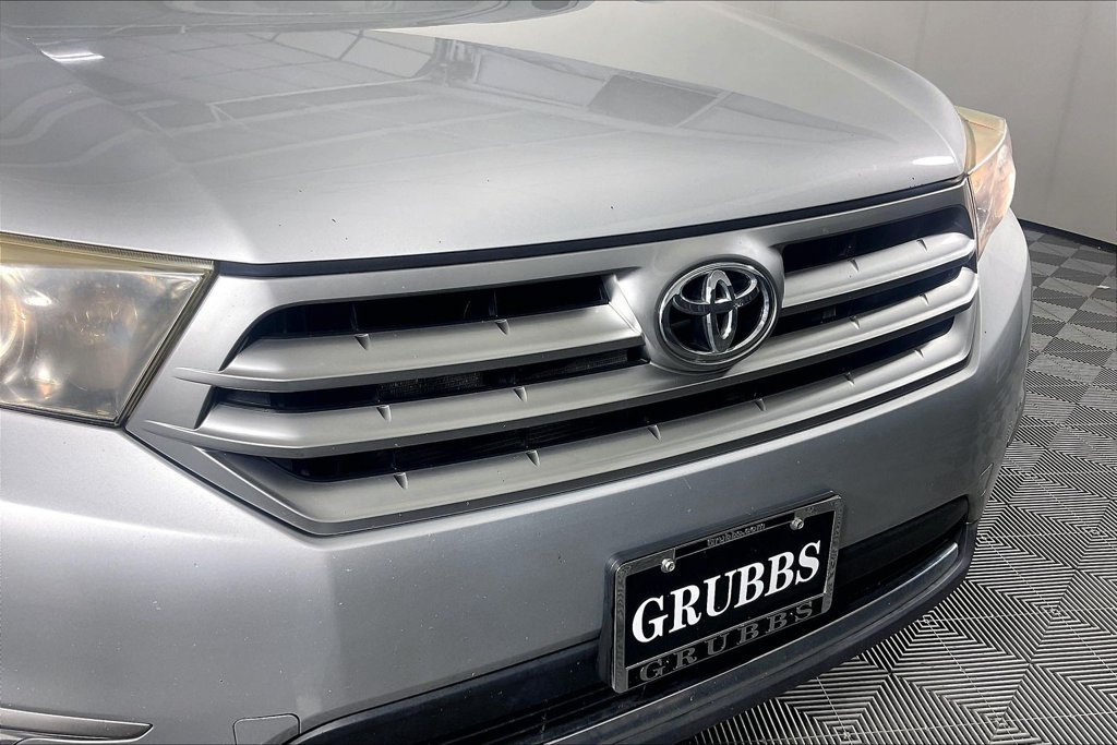 Used 2011 Toyota Highlander Limited FWD image 38
