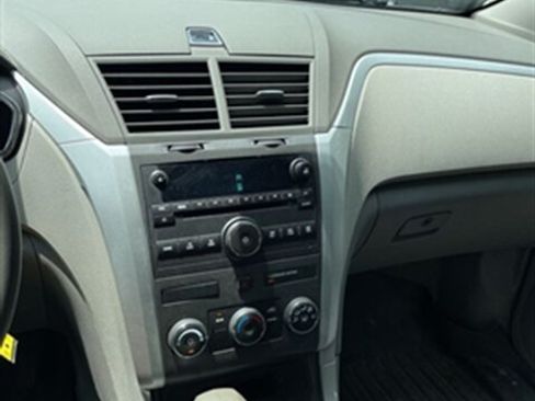 Used 2012 Chevrolet Traverse LS AWD/4WD image 16