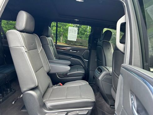 Used 2024 Cadillac Escalade ESV Premium Luxury w/ Performance Package AWD/4WD image 49