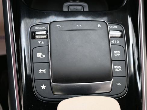 Used 2023 Mercedes-Benz EQB 300 4MATIC w/ Exclusive Package image 35