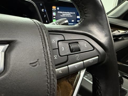 Used 2021 Cadillac Escalade Sport Platinum image 16