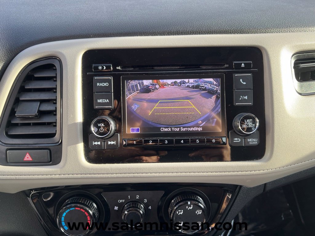 Used 2021 Honda HR-V LX image 12