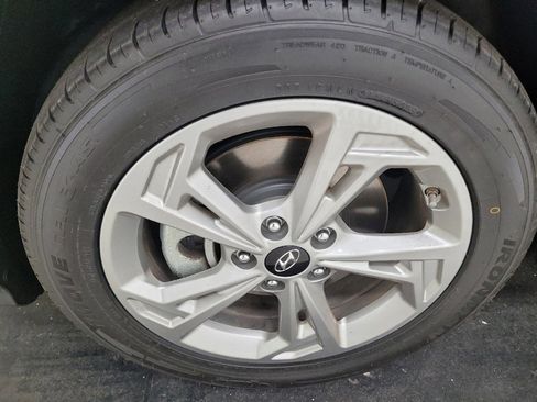 Used 2023 Hyundai Kona SEL AWD/4WD image 31
