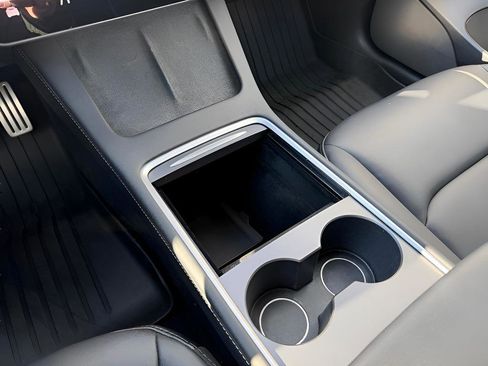 Used 2023 Tesla Model 3 Performance image 19