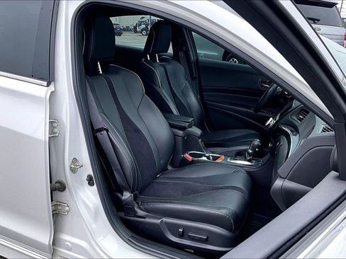 Used 2019 Acura ILX FWD image 9