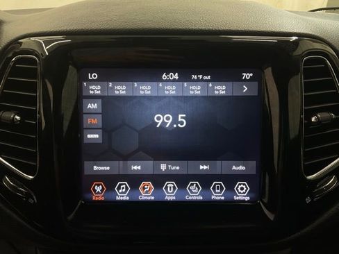 Used 2021 Jeep Compass Limited FWD image 18