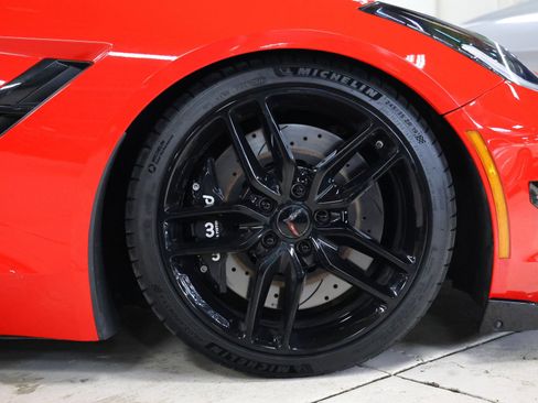 Used 2017 Chevrolet Corvette Stingray Coupe image 13