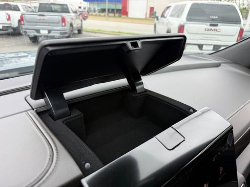 New 2026 GMC Yukon Elevation w/ Elevation Premium Package image 34