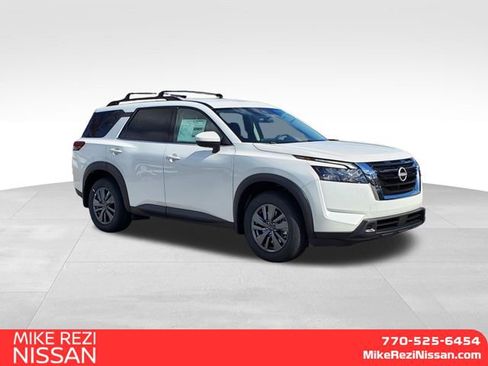 New 2025 Nissan Pathfinder SV image 1